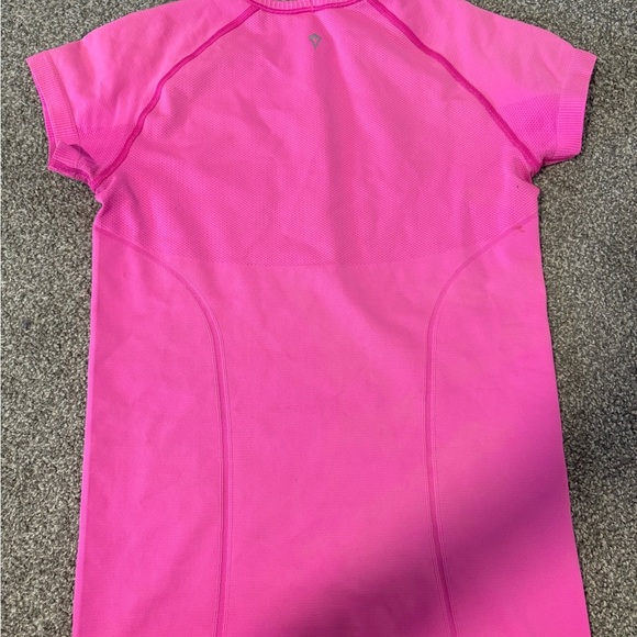 Ivivva Lululemon Pink Athletic Fly Tech Short Sleeve T-Shirt Girls Size Large 14 - Picture 8 of 10
